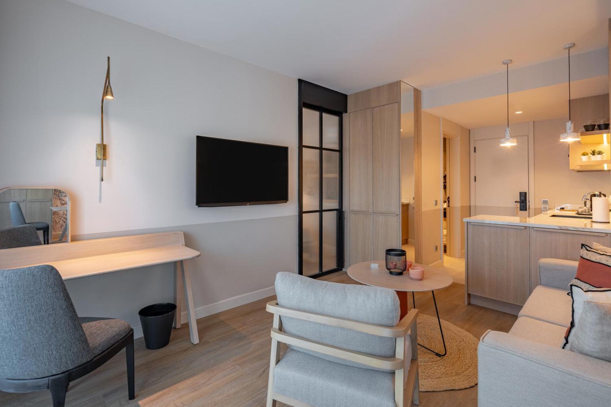 Oli Hotel And Suites Αττάλεια Εξωτερικό φωτογραφία